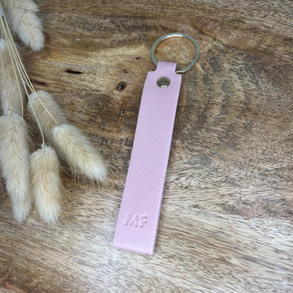 Schlüsselanhänger mit Initialen personalisiert Mitbringsel Hochzeit Geburtstag Muttertag Vatertag Valentinstag Geschenk Taschenanhänger