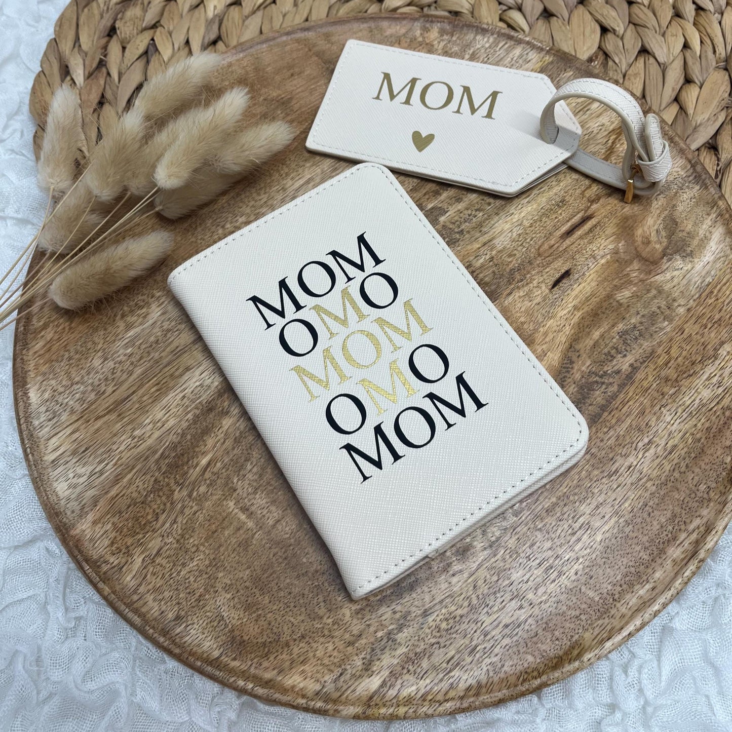 Reisepasshülle und Kofferanhänger Mom