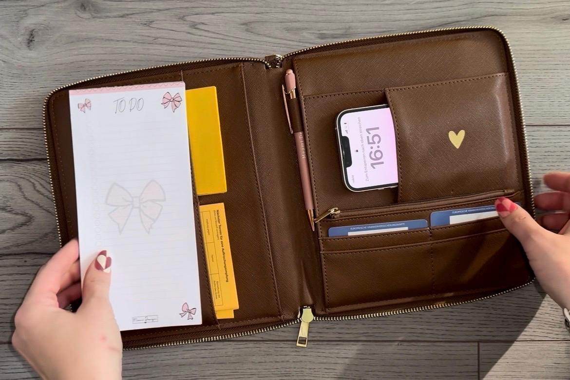 Familienorganizer für U-Hefte Impfpässe personalisierte Dokumentenmappe Familie personalisierter Organizer Untersuchungsheft Impfpass