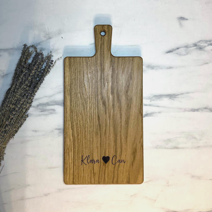 Schneidebrett Eiche personalisiert mit Gravur Geschenk zur Hochzeit & Einzugsgeschenk Paar