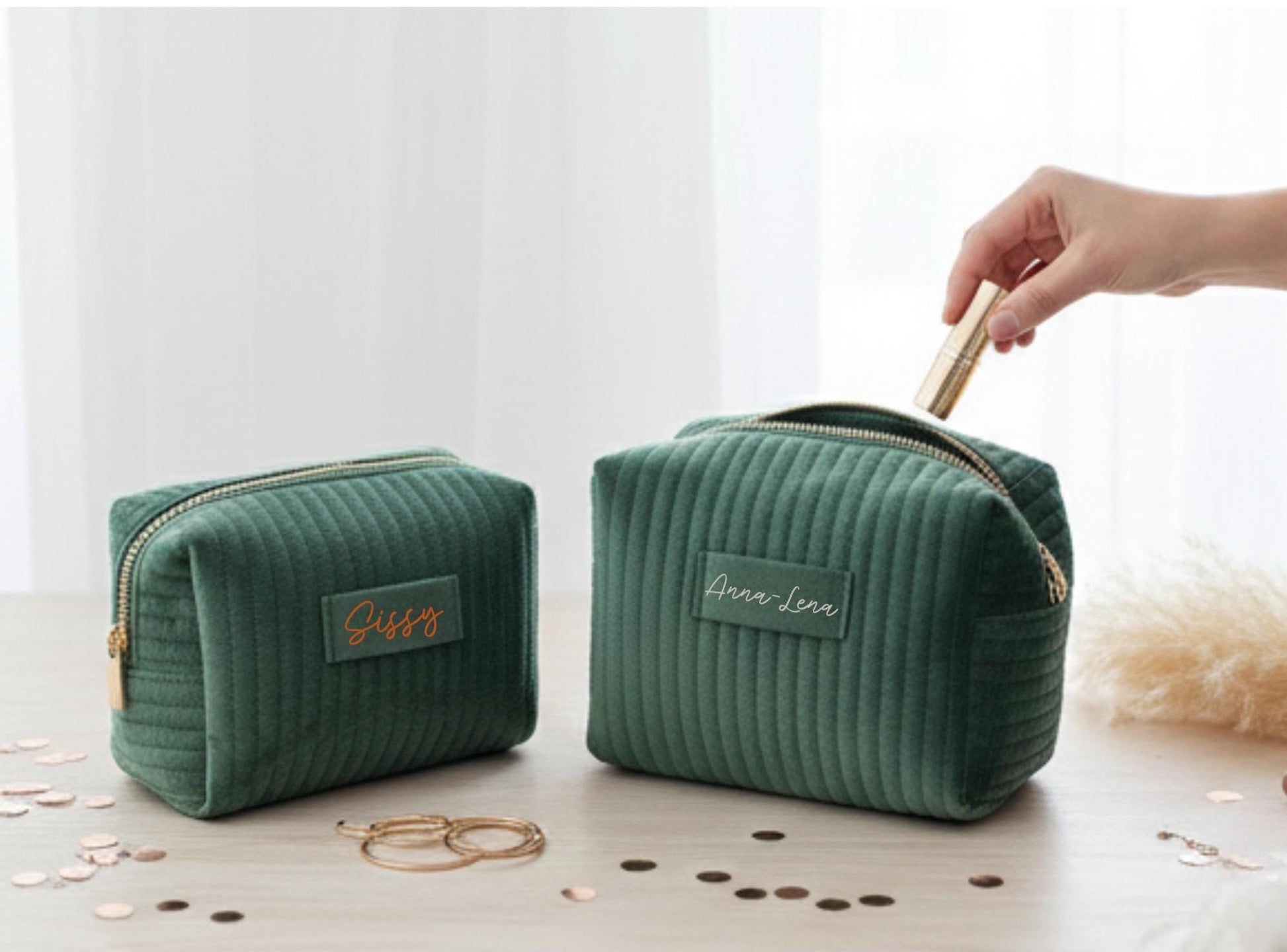 Personalisierte Samt Kosmetiktasche | Brautjungfern Geschenk | Kulturbeutel Damen | Geschenk für Mama