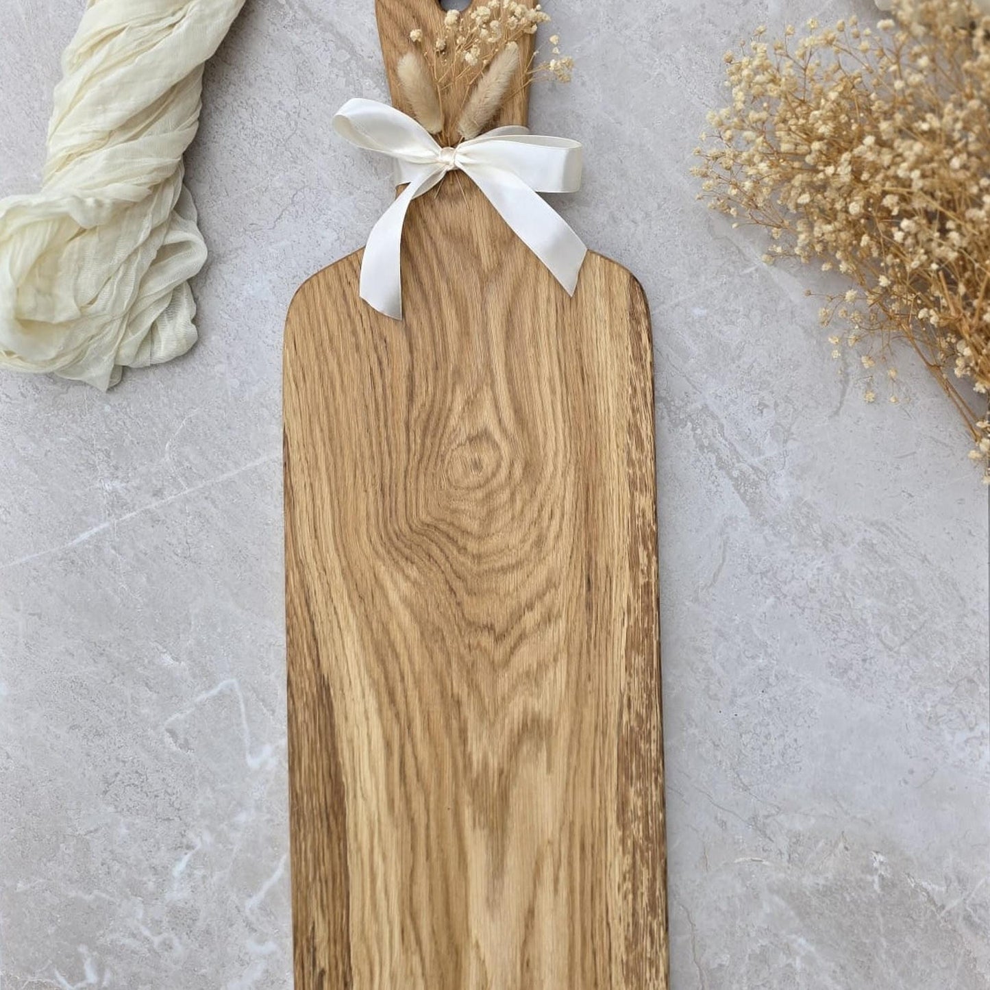 Großes Servierbrett aus Eiche 75cm Handgemachtes Schneidebrett Charcuterie Board Antipasti Brett Holz Servierbrett Geschenk Küche mit Gravur