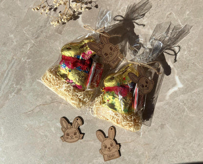 Ostertüte personalisiert mit Holz Anhänger & Lindt Hase – Cellophantütchen Ostern, Osterdekoration, Ostergeschenk Kinder
