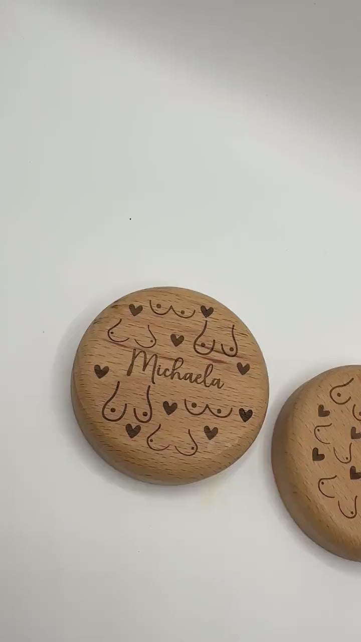 Busenfreundin Geschenk – Kühlschrankmagnet mit Flaschenöffner personalisiert – Lustiges JGA Geschenk für Frauen